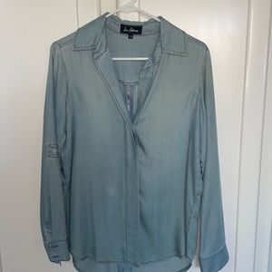 SAM EDELMAN CHAMBRAY DENIM TOP SHIRT BLOUSE BUTTON SPLIT BACK SZ S